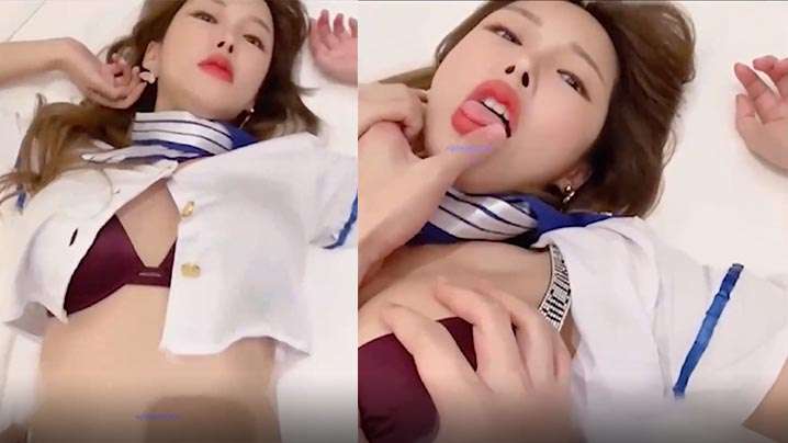 劲爆核弹大马著名电竞女神Gatitayan_男友调教流出_颜值身材喷血肛塞白虎二穴齐开