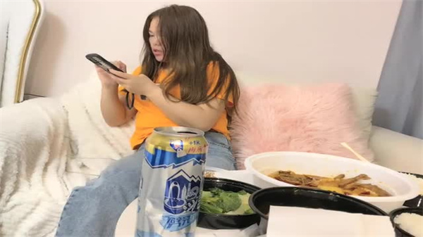 约炮达人出征良家肥臀少妇吃饱喝足激情开操 第1集