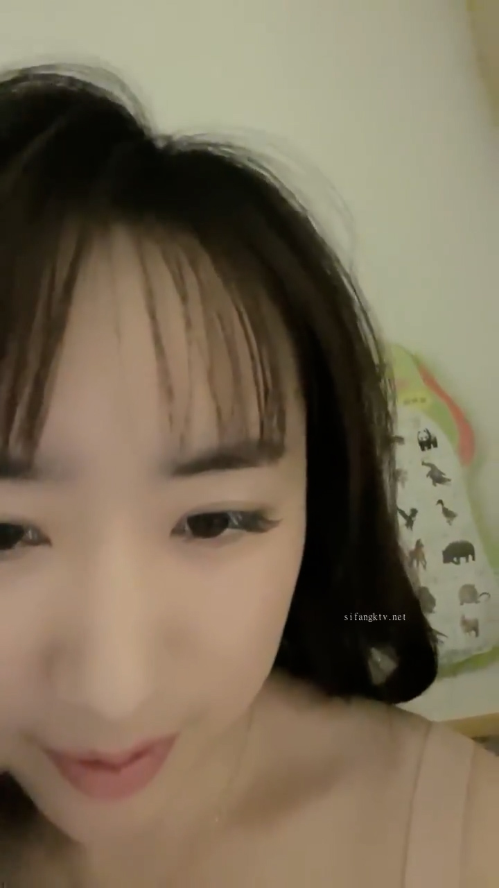 [直播] 颜值人气女神 【月亮是我撸弯的】 关注已久 终于被干了 透明蕾丝 肤白貌美 被纹身大汉爆操 6
