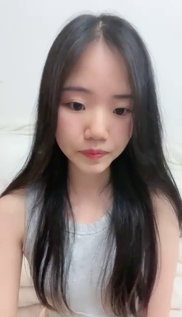 [直播] 推荐 长腿大学生被干了 【汐汐】内裤套头 道具狂插 爽 小妹妹已经被解锁全部姿势 4
