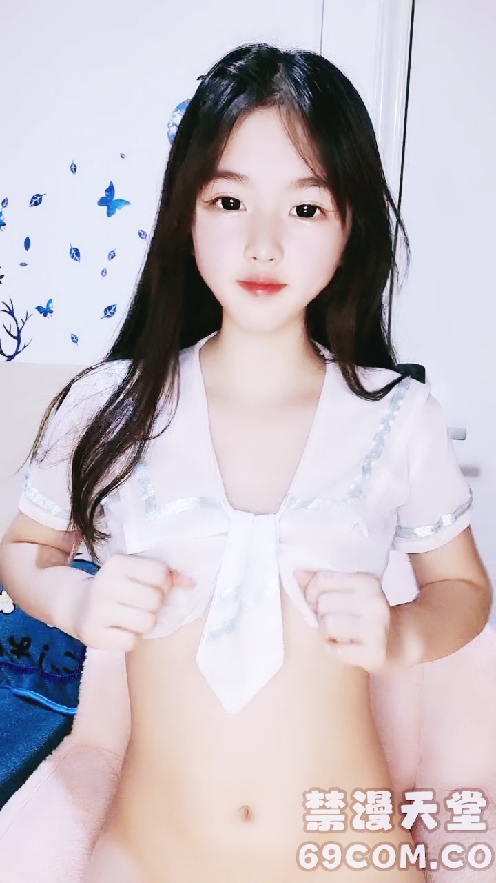 【禁漫直播】乖巧甜美少女！年纪不大超会玩！情趣装丝袜,掰开小穴假屌自慰,娇喘呻吟,爽的流出白浆