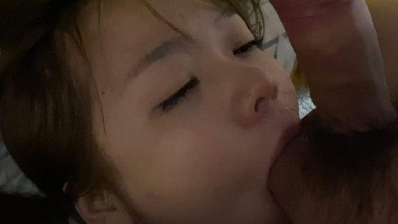 【吃瓜黑料】南京温莎KTV下大雨事件 珠江路店陪唱女疑被下药 包间失禁喷尿惨遭轮流侵犯视频全网疯传