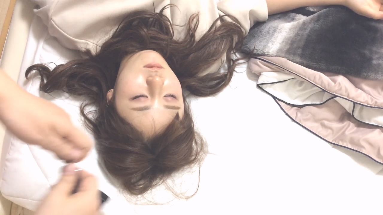 【强奸迷奸】深夜迷香：她喝下那杯酒后，彻底沦为猎物