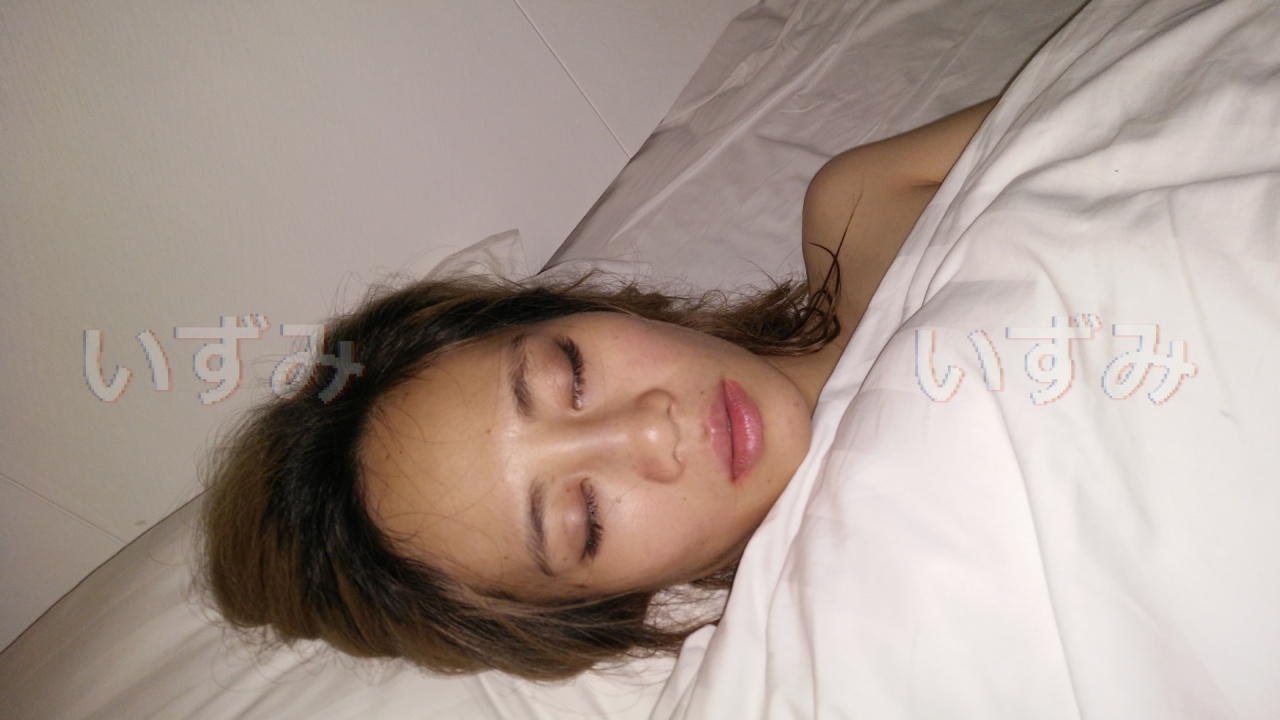 【强奸迷奸】把美女迷晕跟她做爱做的事情