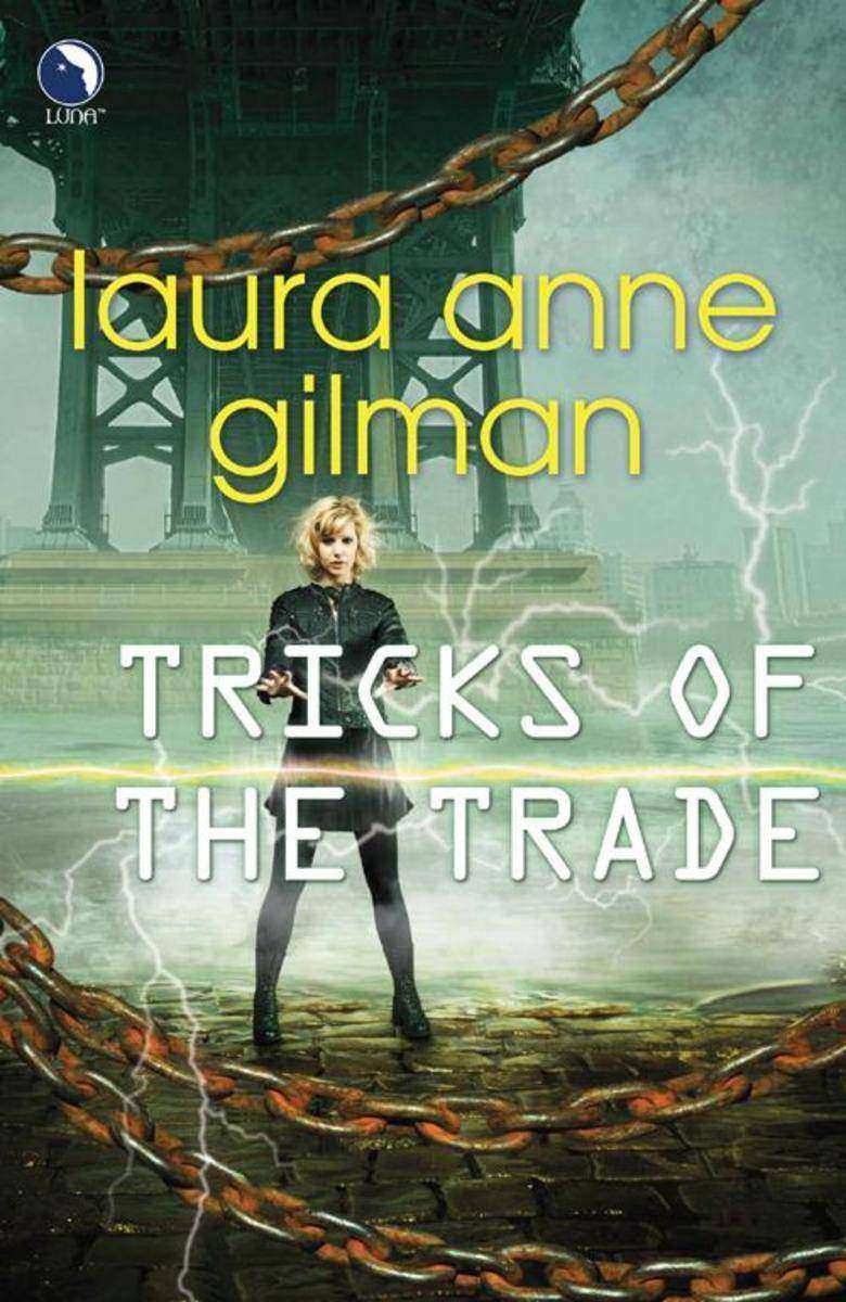 Tricks of the Trade (Luna) (Paranormal Scene Investigations, Book 3)