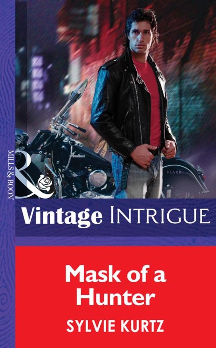 Mask Of A Hunter (Mills &  Boon Intrigue) (The Seekers, Book 2)